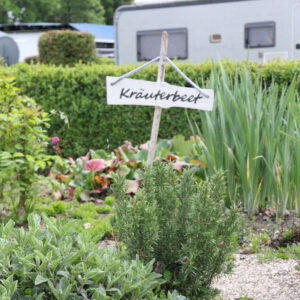 kräuterbeet für die campinggäste
